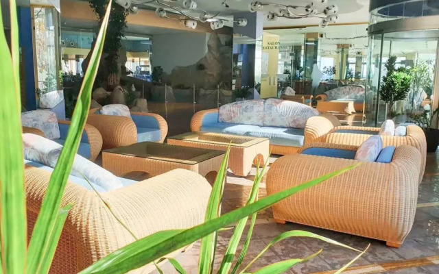 KAKTUS Hotel Volga