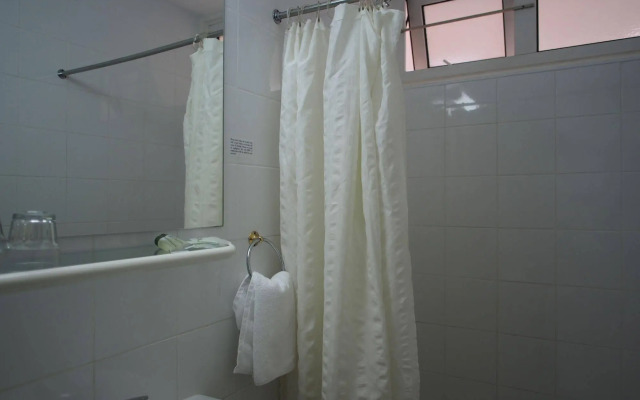 Edgecliff Lodge Motel