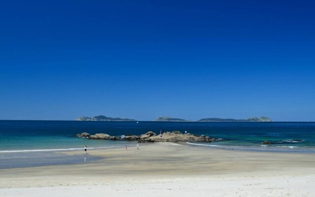 Piso En La Playa Samil 2 C