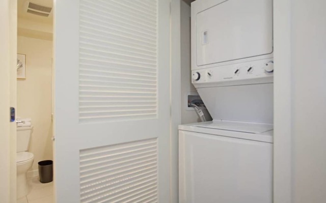 424 15th St Executive 2br