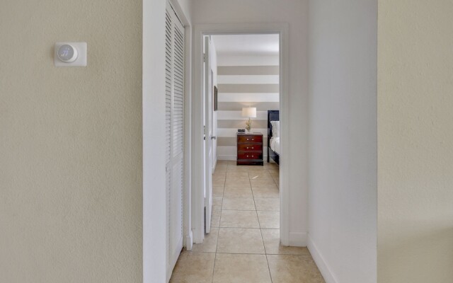 Beautiful 2/2 Bimini 2 Bedroom Condo