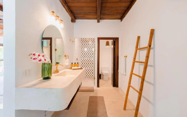 Azulea Bacalar Hotel & Spa - Lagoon Front