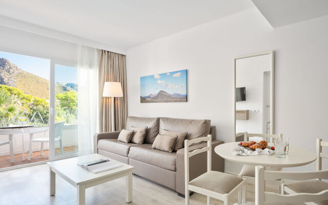 Puerto Azul Suite Hotel