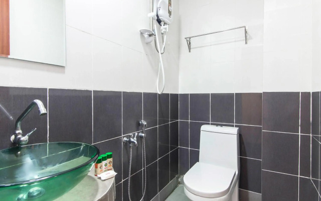 Super OYO 258 Hotel SMC Alam Avenue