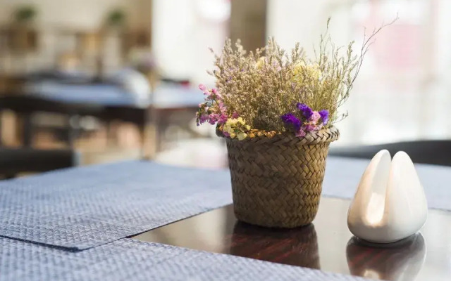 acorn hotel(Ningbo Hangzhou Bay New District Store)