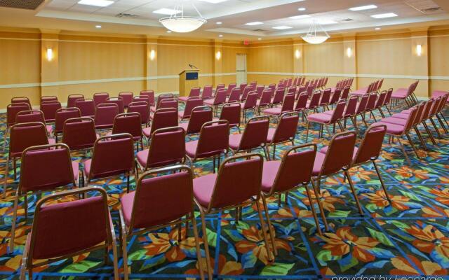 Holiday Inn Express Washington DC SW - Springfield by IHG