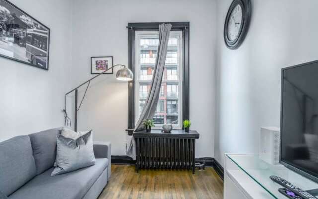 3 Bedroom Queen Street Loft