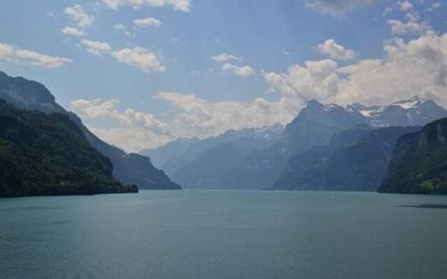 Hotel Eden au Lac und Ferienwohnungen