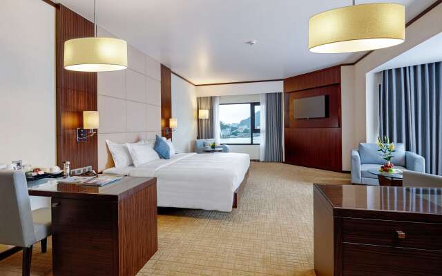 Wyndham Legend Halong Hotel