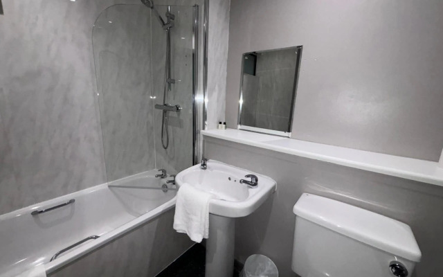 Richmond Park Hotel