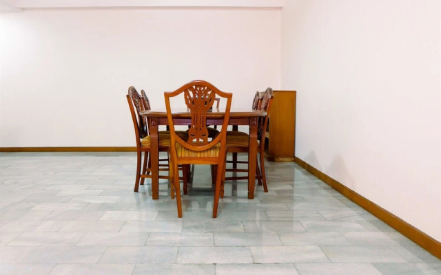 Spacious 3br Senopati Apartment Near Scbd