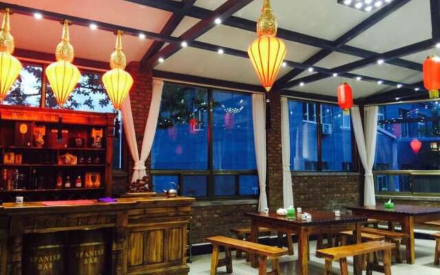 Great Wall Village Story Hotel