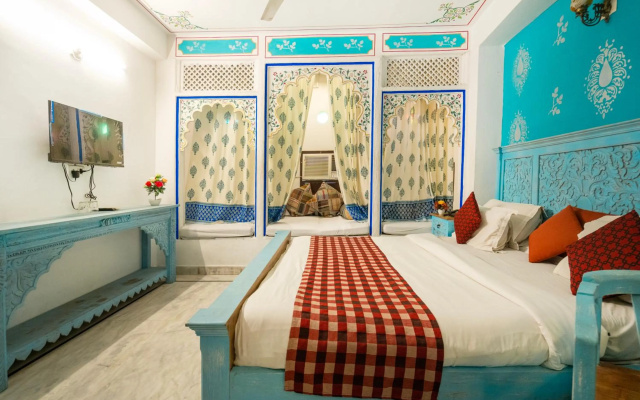 The Lake View Hotel – On Lake Pichola – Guest Rooms – Udaipur