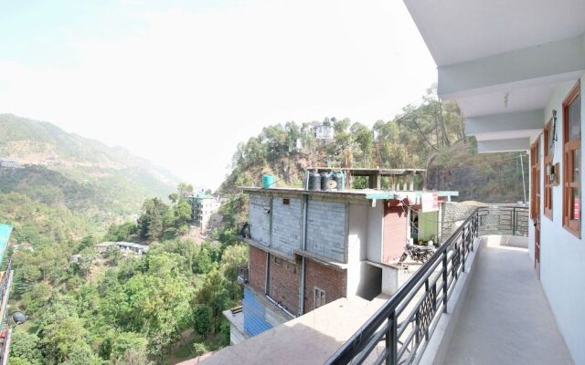 Oyo 14048 Home Cozy Studio Nahan Kasauli