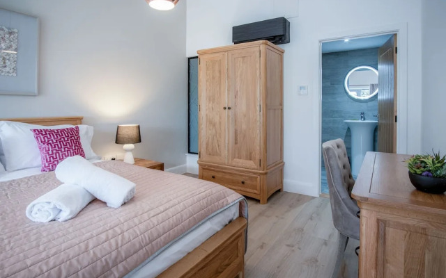 The Sleeping Giant - Pen Y Cae Inn