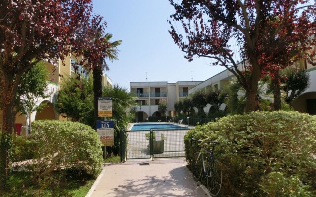 Family-friendly Poolside Tranquility