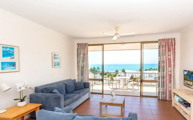 Ocean View 10 Pool & Spa