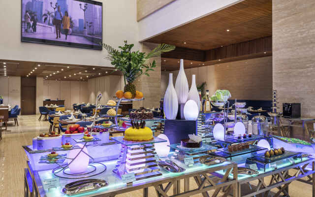 Novotel Qingdao New Hope Hotel