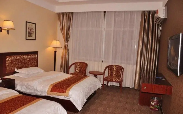 Longyi Business Hotel