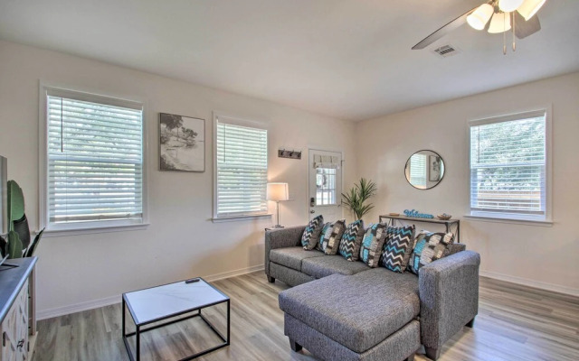 Downtown Pensacola Vacation Rental w/ Yard!