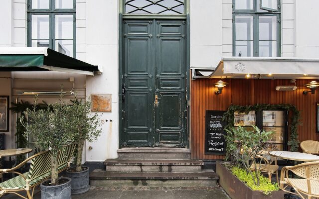 Sanders Square - Spacious 6-bdr Apt Near Nyhavn