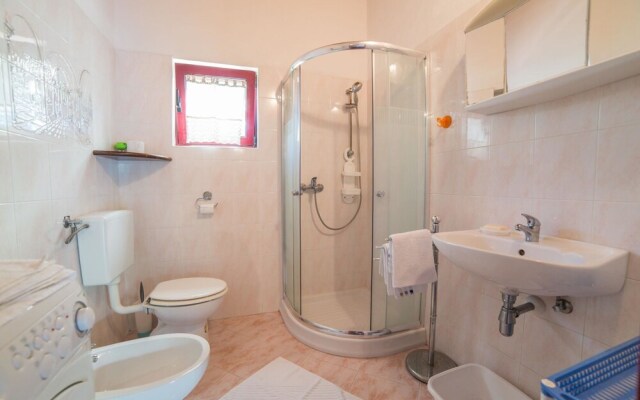 Apartment Nada / One Bedroom