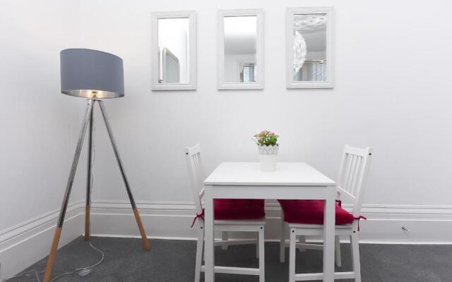 Fantastic Sea View, 1 bed sleeps 4