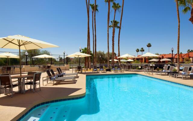 Four Points by Sheraton Phoenix South Mountain