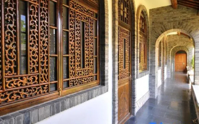 Beijing Sichuan Wuliangye Longzhaoshu Hotel