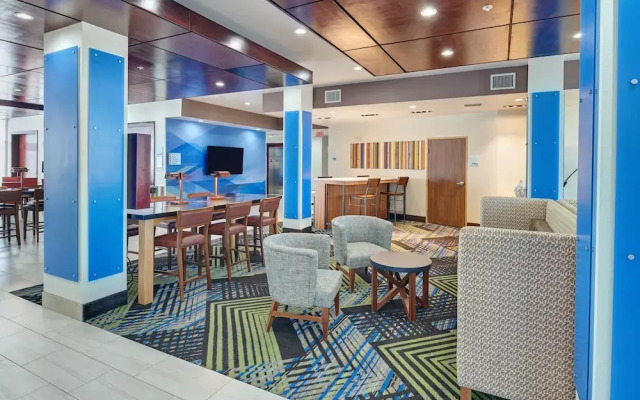 Holiday Inn Express Guesthouse