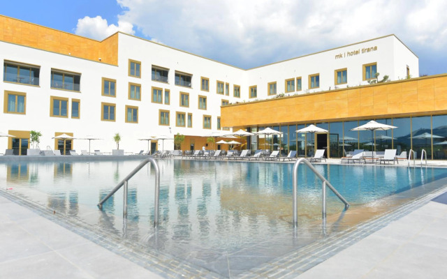 mk | hotel tirana