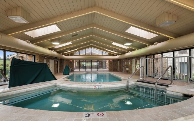 Antioch Hotel & Suites