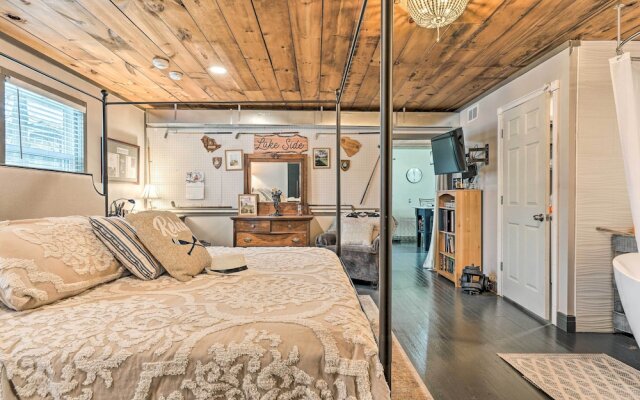 Bemus Point Vintage Suite w/ Soaking Tub & Kitchen