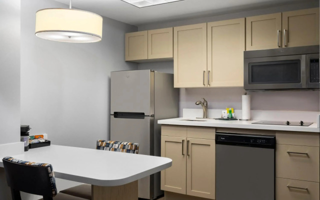 Homewood Suites by Hilton Columbus/Airport