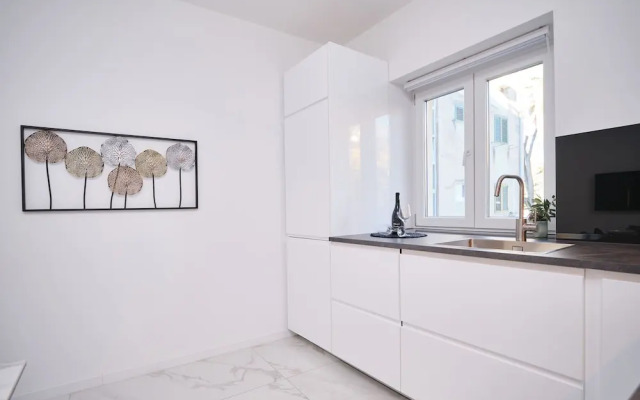 LaMer Luxury Suite by Litto