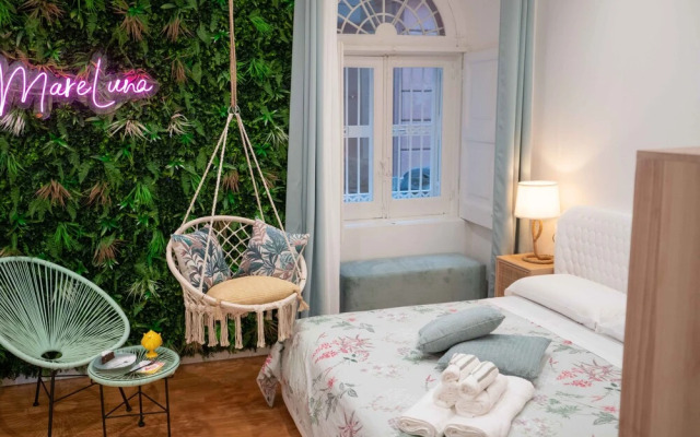 Mareluna Rooms