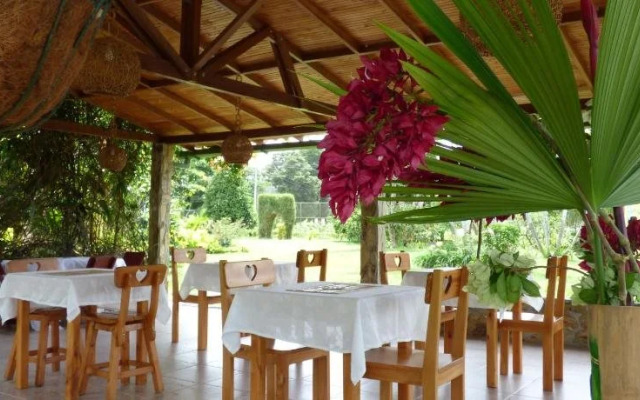 BRUGMANSIA country hotel