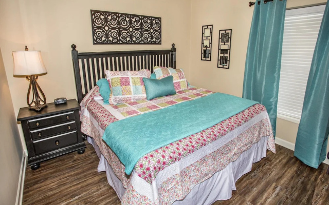 Cedar Lodge 303