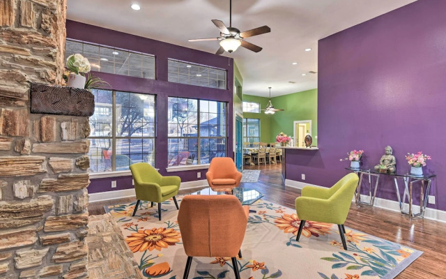 Private Pool: Spacious & Vibrant Argyle Villa!