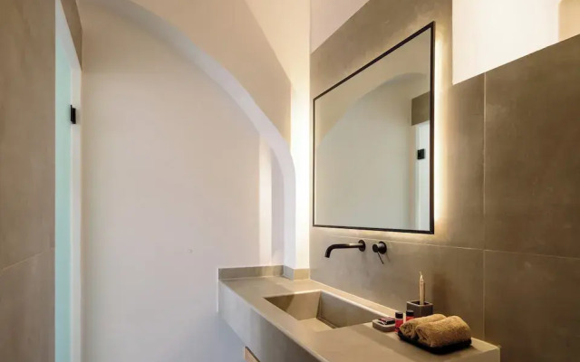 Elia Caldera Suites