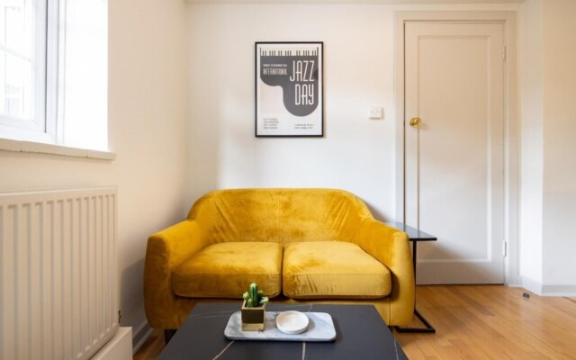 The Ealing Secret - Adorable 1bdr Flat With Balcony