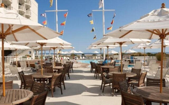 Port Royal Oceanfront Hotel