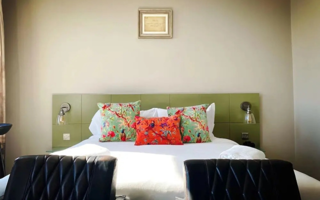 Chapter 1 Hotels