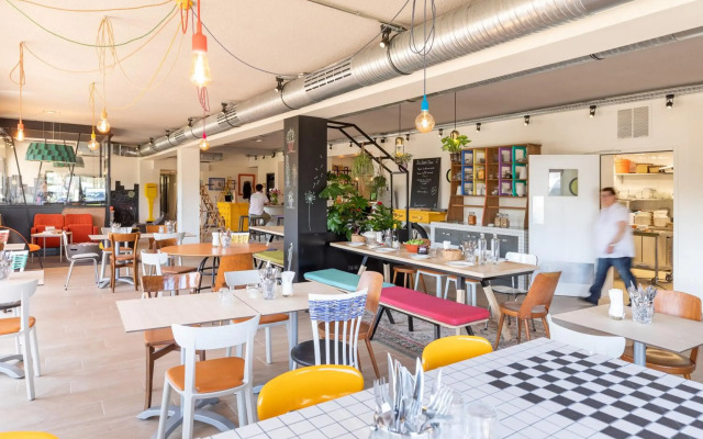 Greet Hotel Beaune