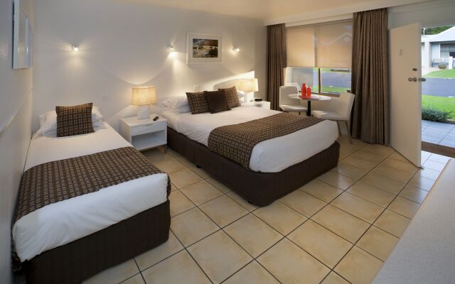 Sorrento Beach Motel