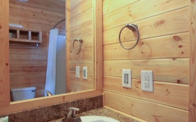 Lake Conroe RV & Camping Resort