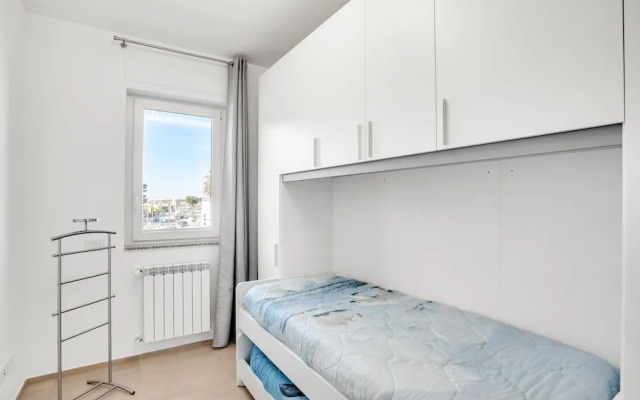 Casa Levante between Sea and Pinewood