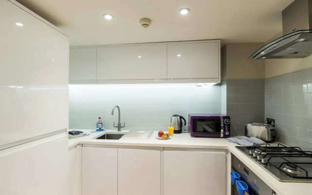 Flying Butler Victoria - Vincent Square/Bloomburg Street