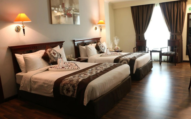 Pars International Hotel