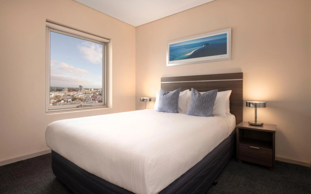 Hume Serviced Apartments – Guest Rooms – Adelaide
